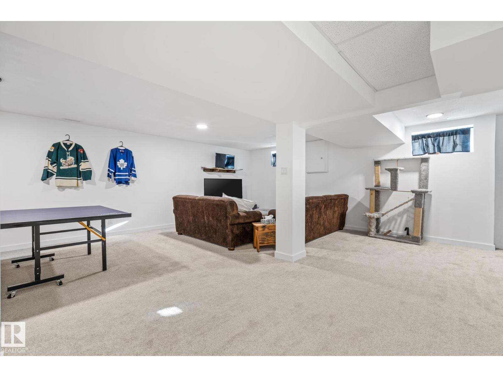 Single Family House Bungalow for Sale in   AV NW Edmonton 