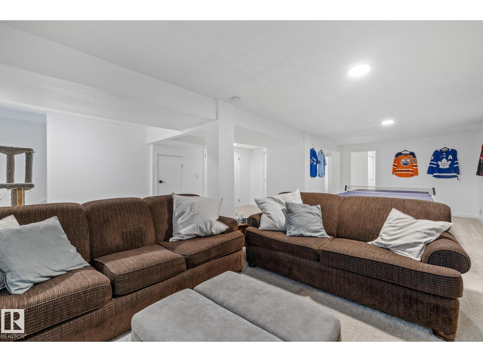 Single Family House Bungalow for Sale in   AV NW Edmonton 