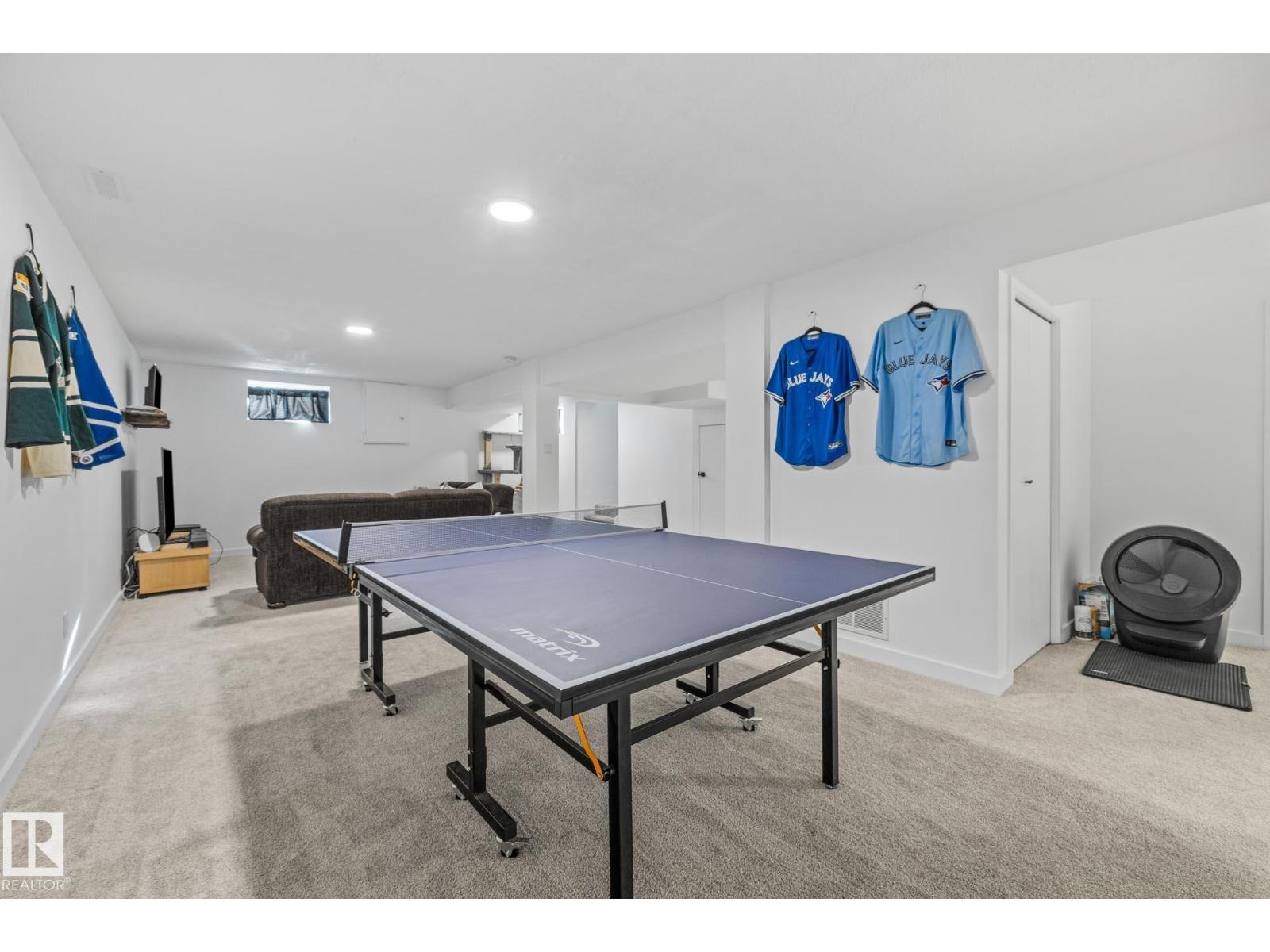 Single Family House Bungalow for Sale in   AV NW Edmonton 