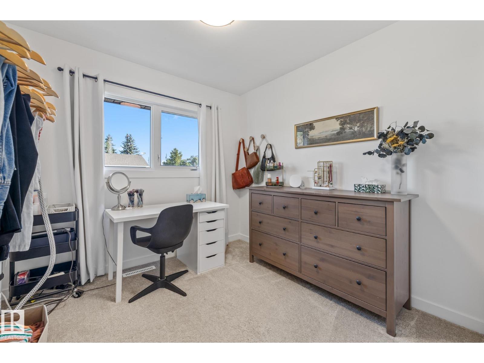 Single Family House Bungalow for Sale in   AV NW Edmonton 