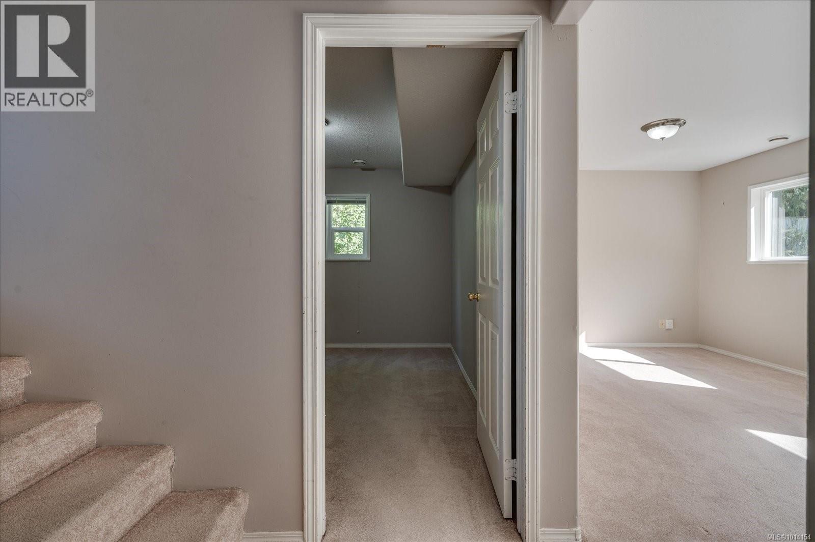 105 McColl Rd, Bowser
