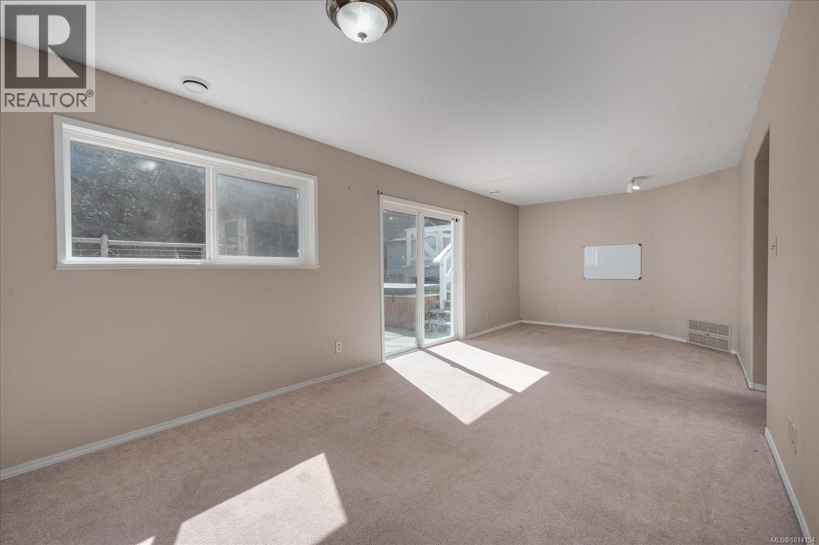 105 McColl Rd, Bowser
