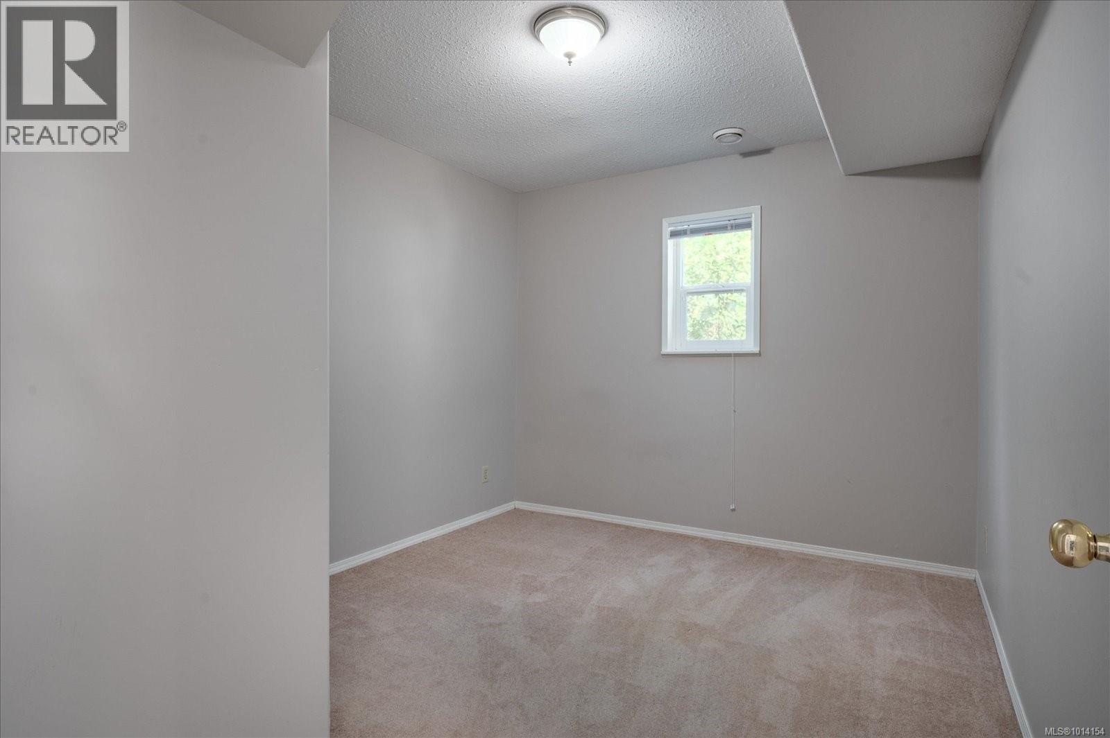 105 McColl Rd, Bowser