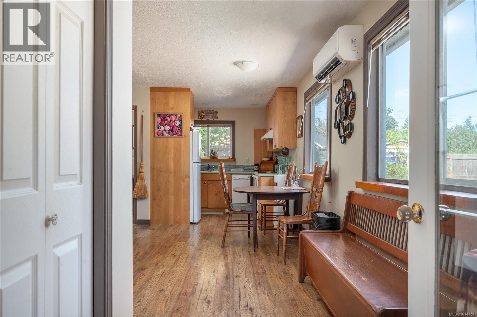 105 McColl Rd, Bowser