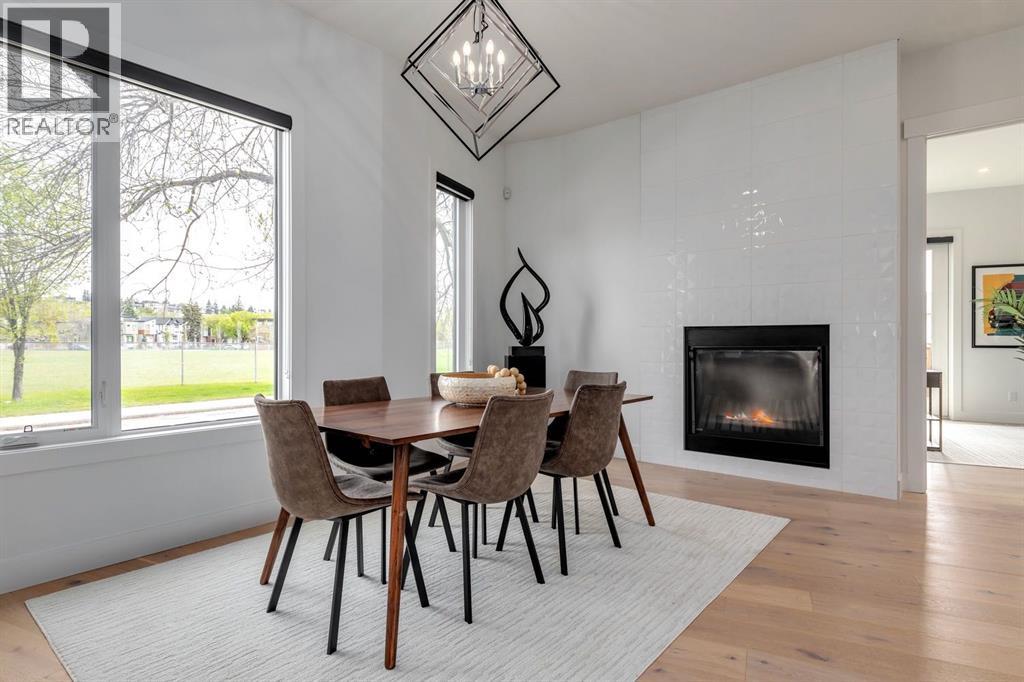 Single Family House for Sale in   Avenue NW Parkdale Calgary 