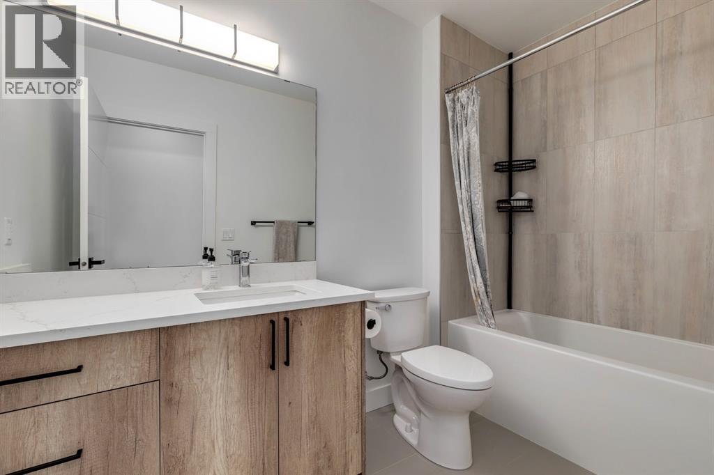 Single Family House for Sale in   Avenue NW Parkdale Calgary 