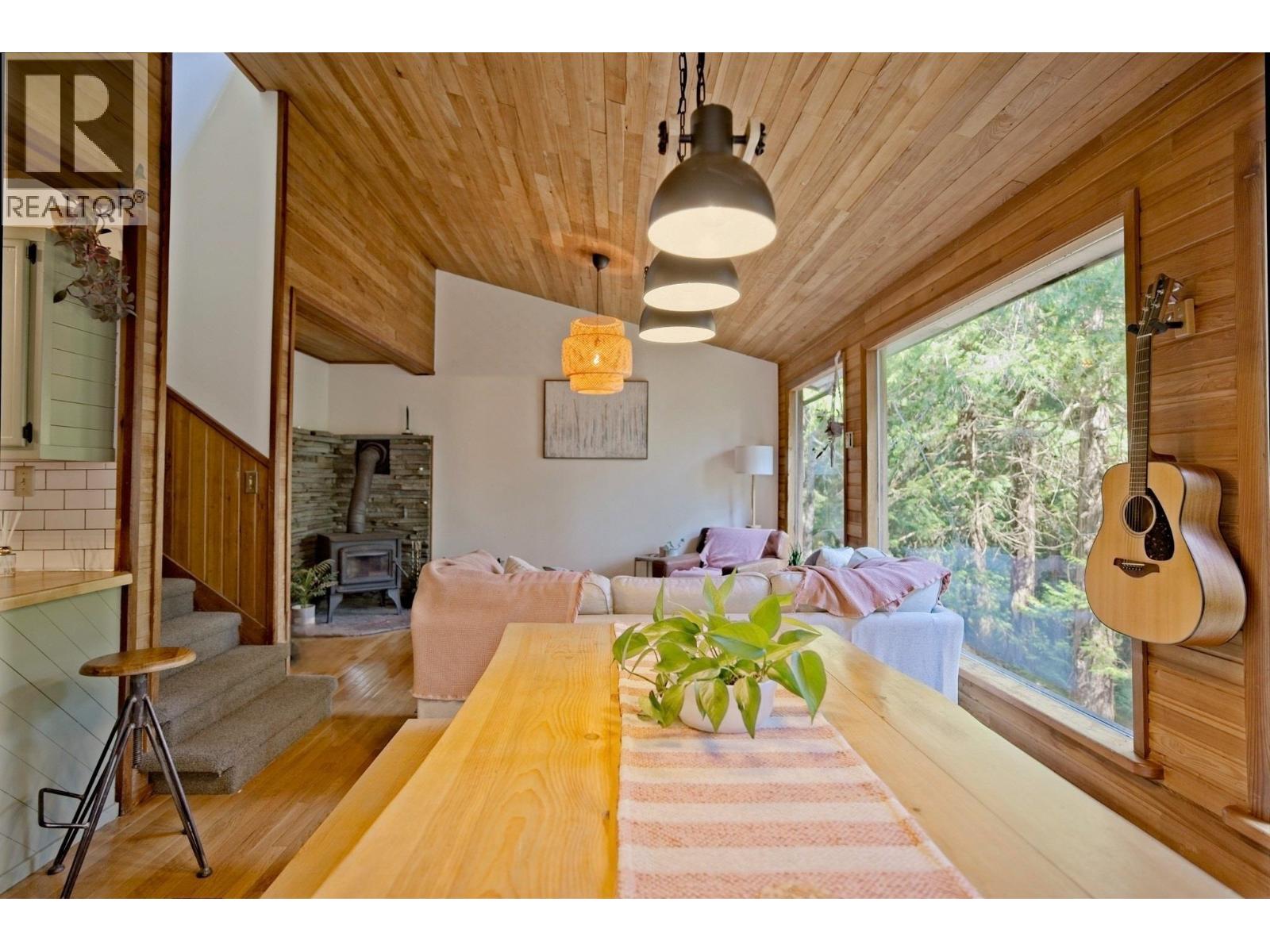 187 S WARBLER ROAD - Photo 5 of 40, Galiano Island, British Columbia