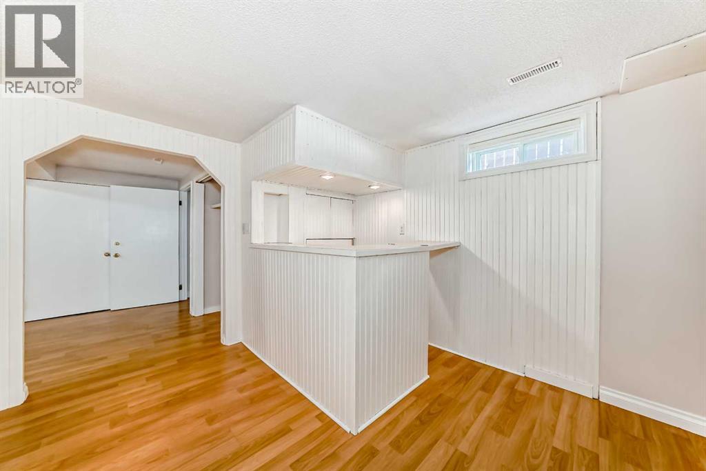 Single Family House Bungalow for Sale in   Avenue NE Pineridge Calgary 