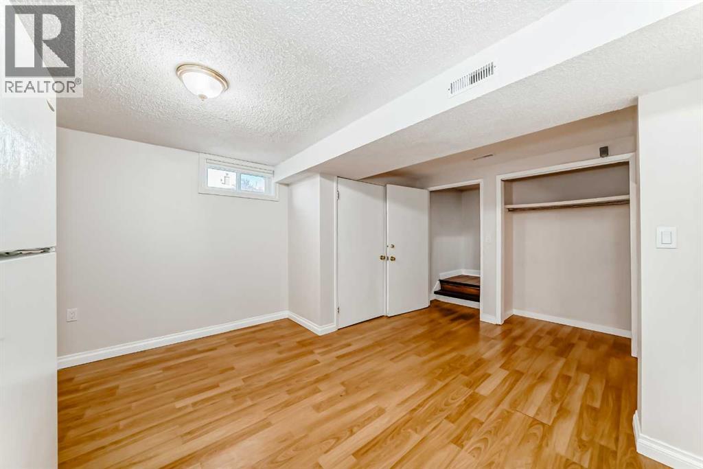 Single Family House Bungalow for Sale in   Avenue NE Pineridge Calgary 