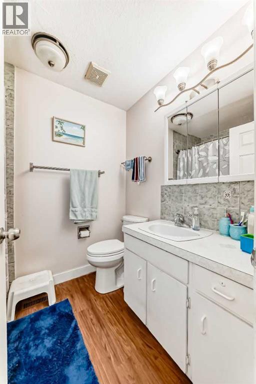 Single Family House Bungalow for Sale in   Avenue NE Pineridge Calgary 