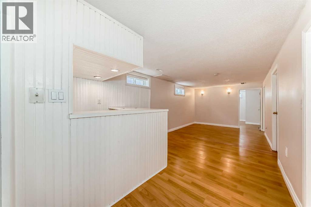 Single Family House Bungalow for Sale in   Avenue NE Pineridge Calgary 