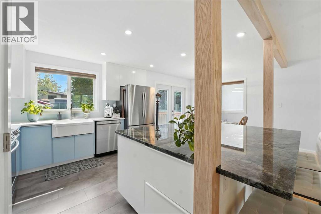 1454 Hunterbrook Road NW, Calgary, Alberta