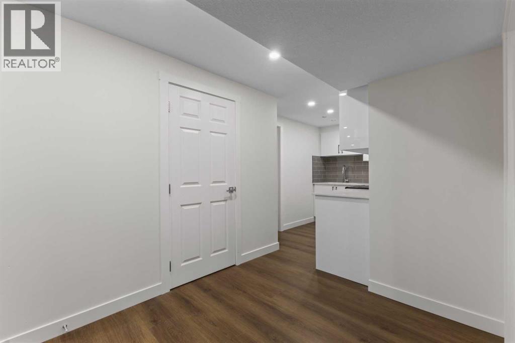 Single Family House Bungalow for Sale in  Doverthorn Road SE Dover Calgary 