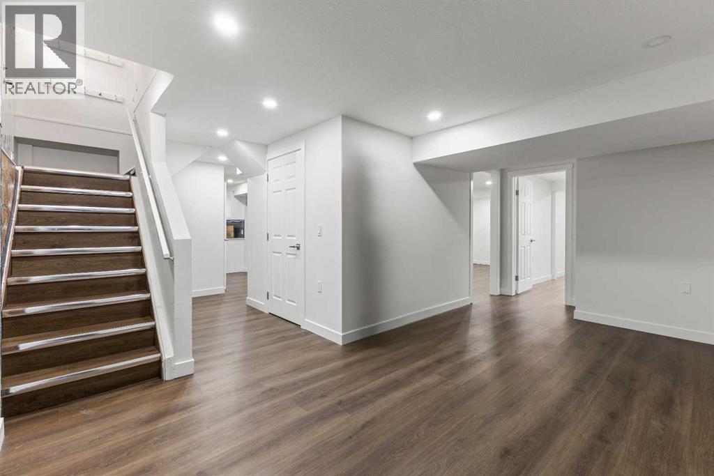 Single Family House Bungalow for Sale in  Doverthorn Road SE Dover Calgary 