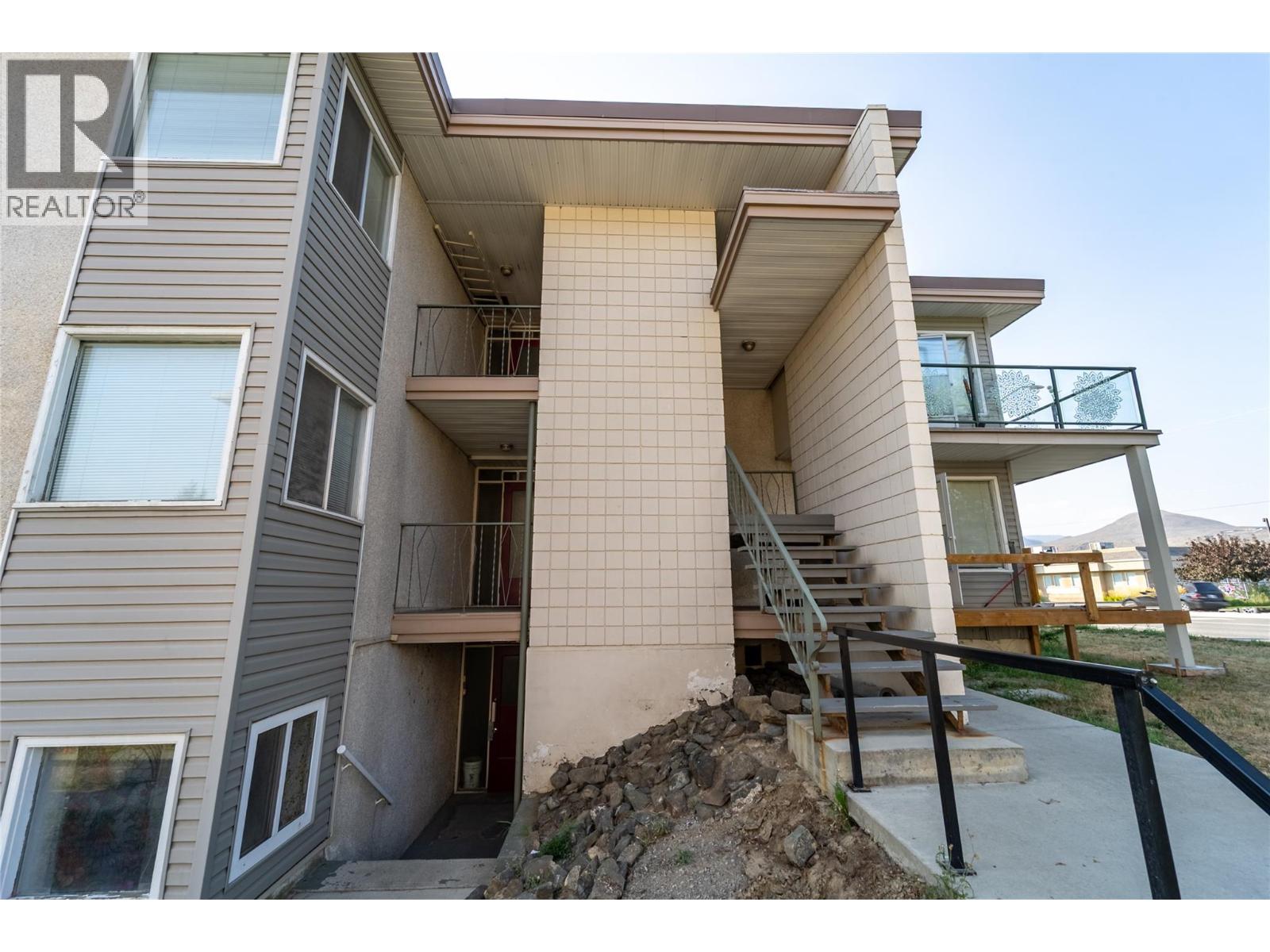  1221 TRANQUILLE Road, Kamloops