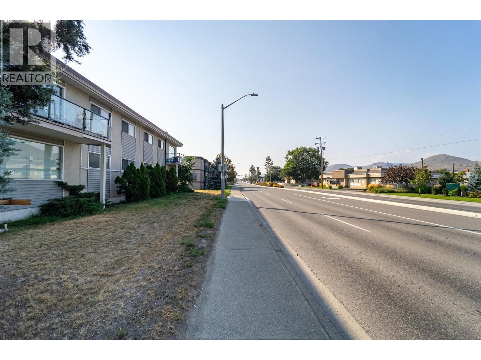  1221 TRANQUILLE Road, Kamloops