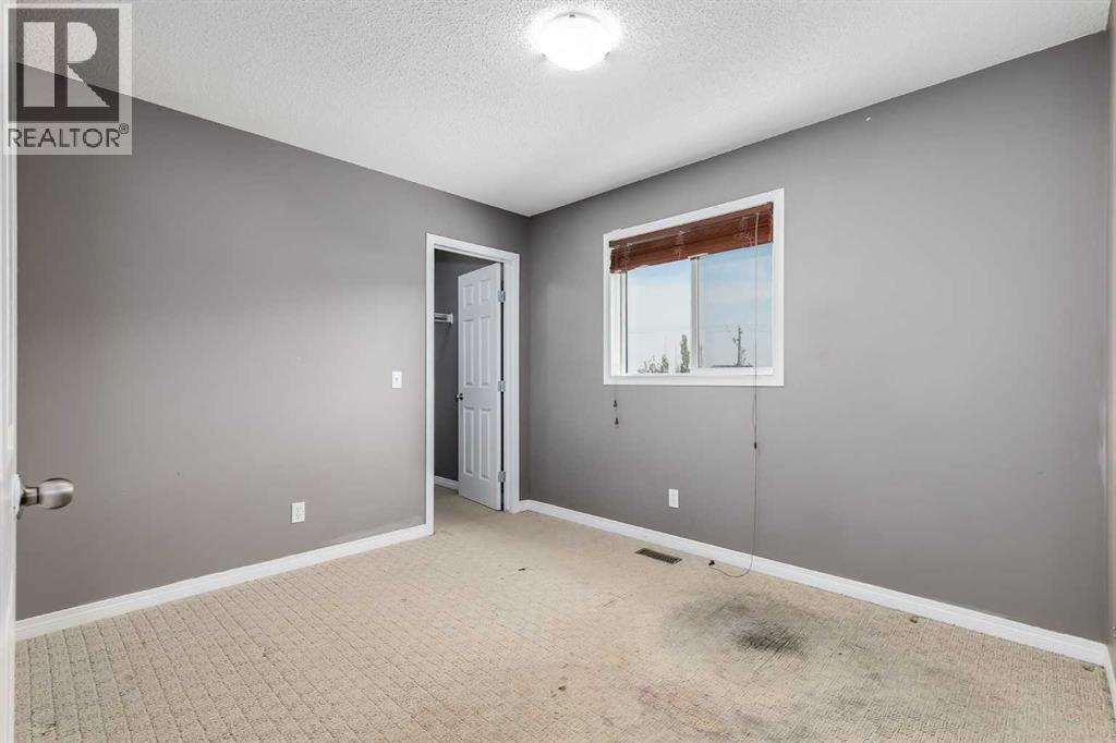 Single Family House for Sale in  Covepark Rise NE Coventry Hills Calgary 