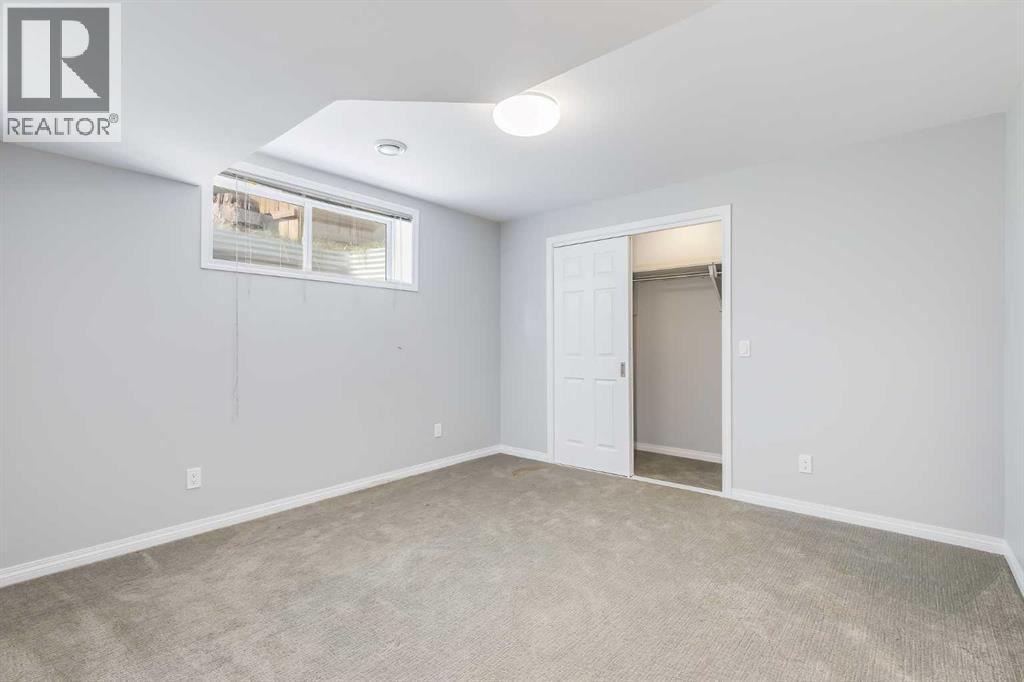 Single Family House for Sale in  Covepark Rise NE Coventry Hills Calgary 