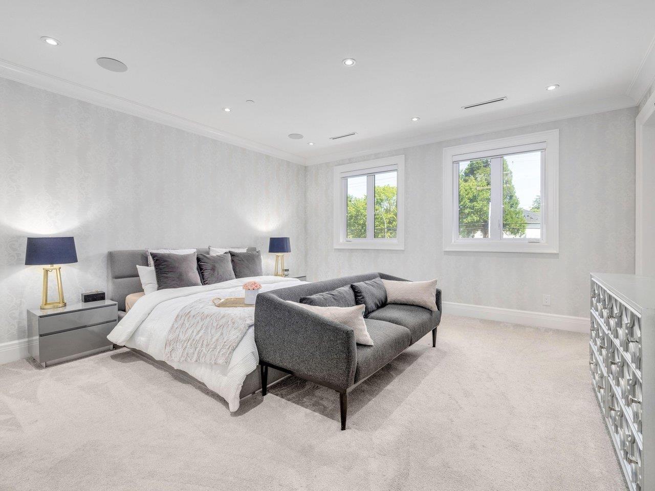 14237 VINE AVENUE, White Rock