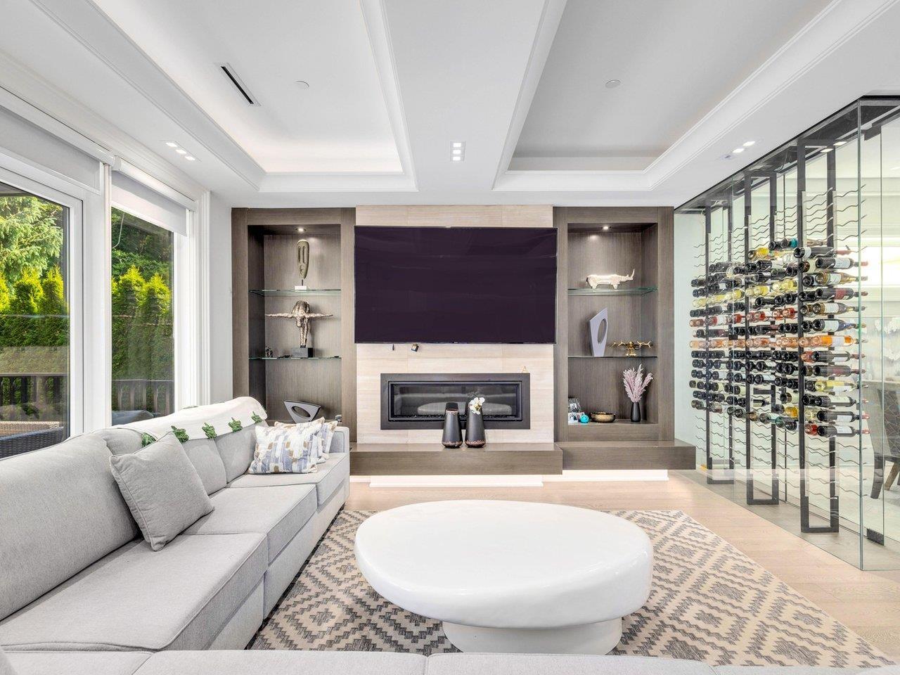 14237 VINE AVENUE, White Rock