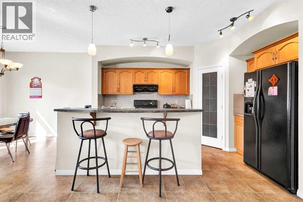 Single Family House for Sale in  Saddlecrest Park NE Saddle Ridge Calgary 