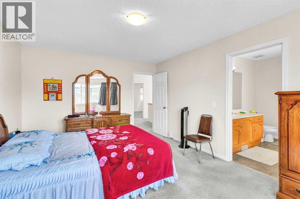 Single Family House for Sale in  Saddlecrest Park NE Saddle Ridge Calgary 