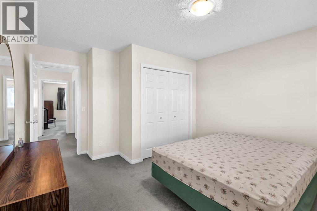 Single Family House for Sale in  Saddlecrest Park NE Saddle Ridge Calgary 