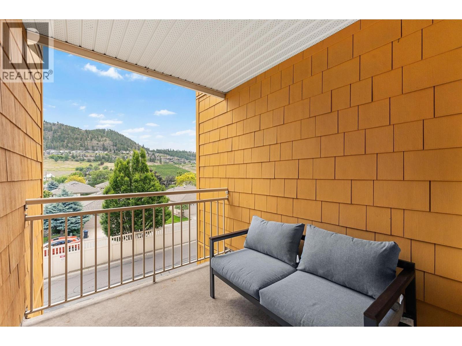 404 571 Yates Road, Kelowna
