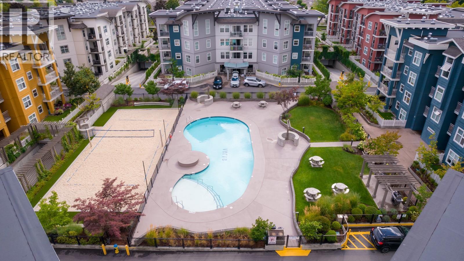 404 571 Yates Road, Kelowna
