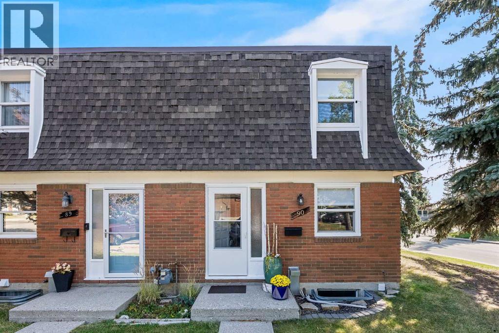 90, 330 Canterbury Drive SW, Calgary, Alberta