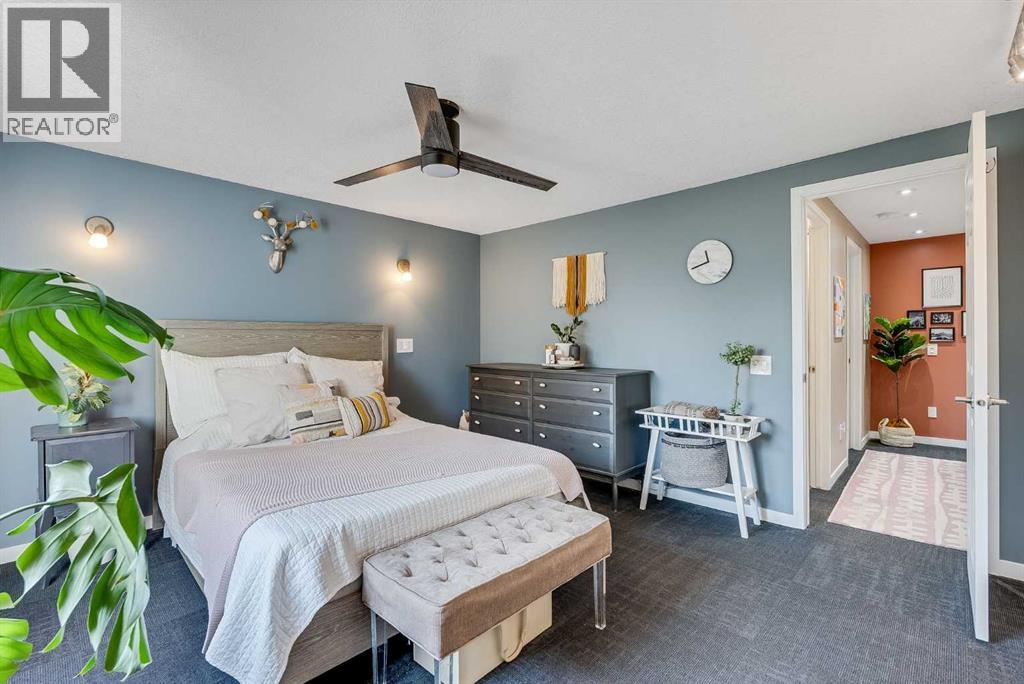 Single Family House for Sale in   Canterbury Drive SW Canyon Meadows Calgary 