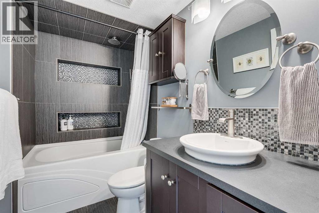 Single Family House for Sale in   Canterbury Drive SW Canyon Meadows Calgary 