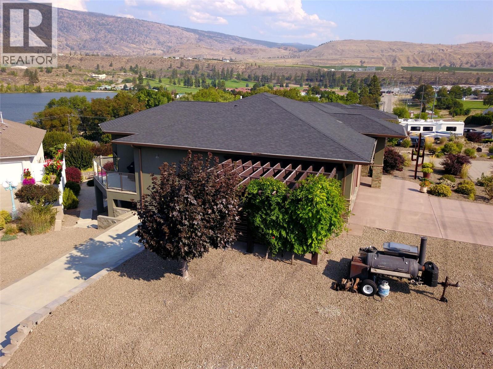  440 MERLOT Avenue, Oliver