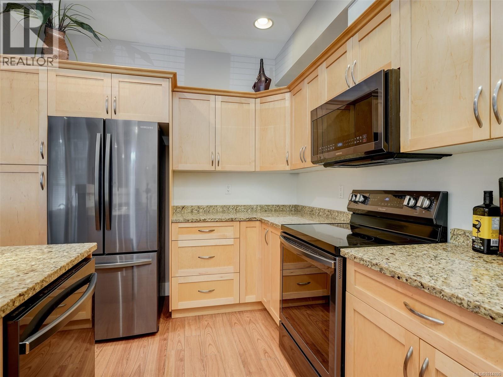 109 630 Speed Avenue, Victoria