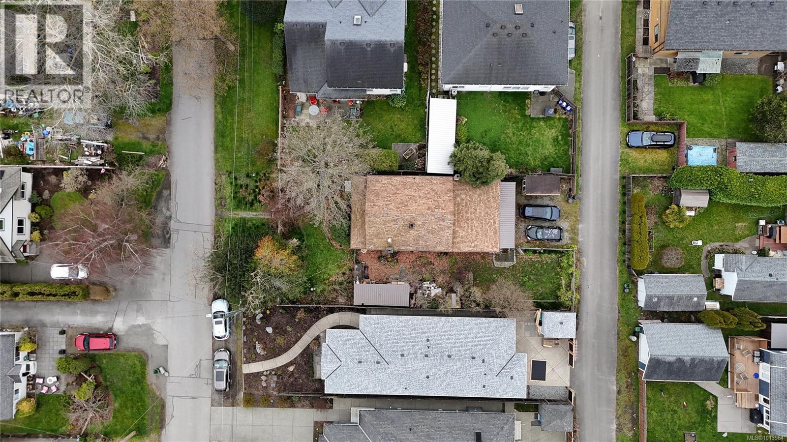 9616 Sixth St, Sidney