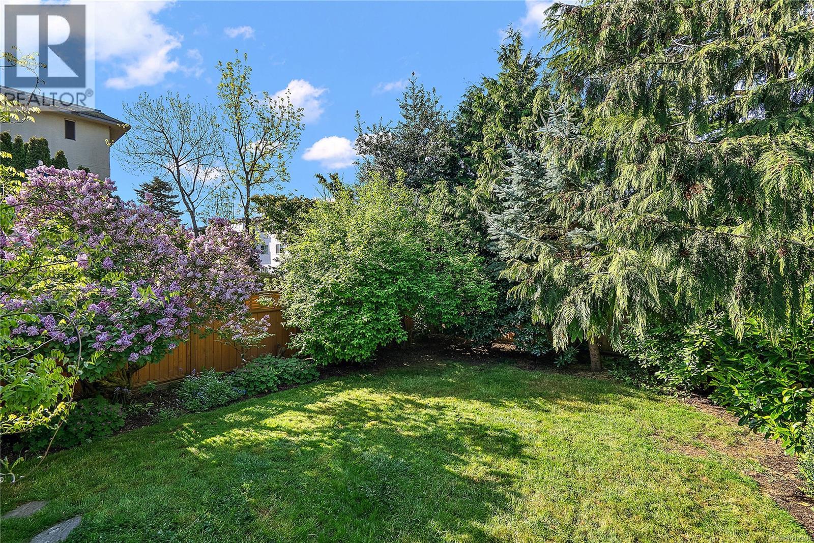 329 Simcoe St, Victoria