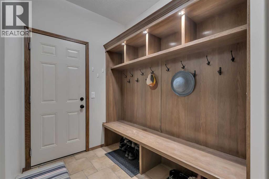 168 Sunset Close, Cochrane