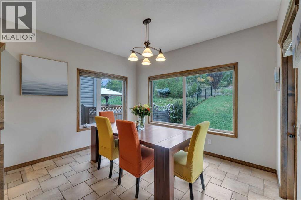 168 Sunset Close, Cochrane