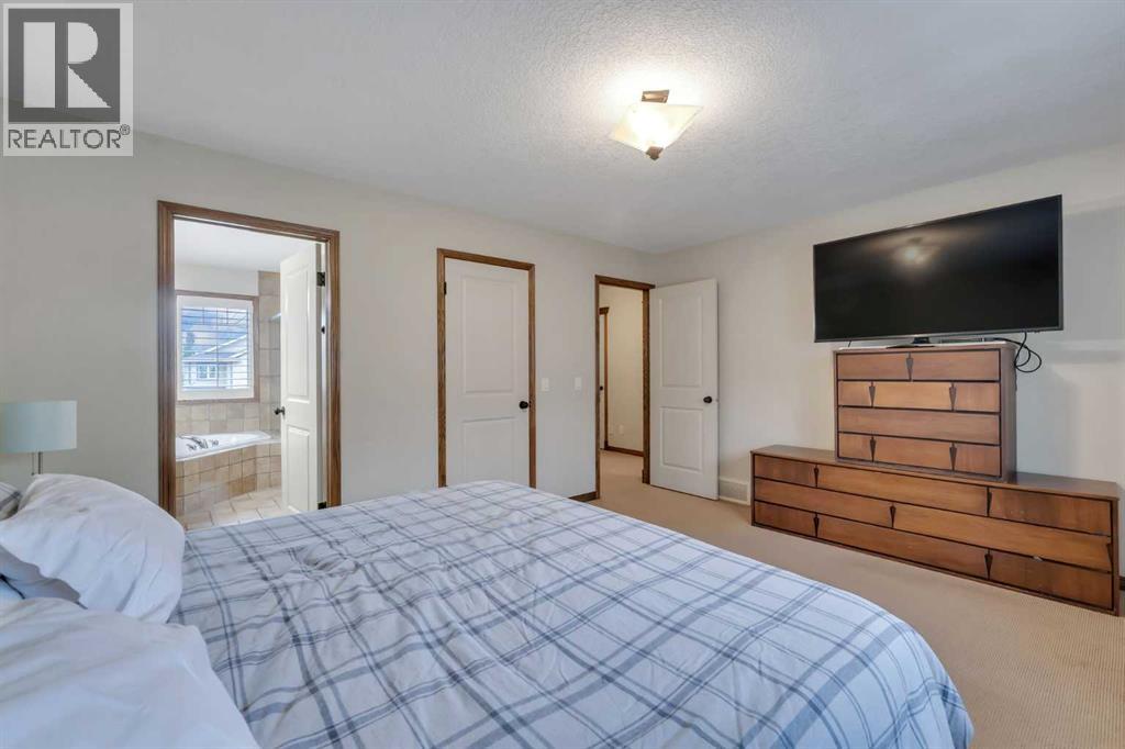 168 Sunset Close, Cochrane