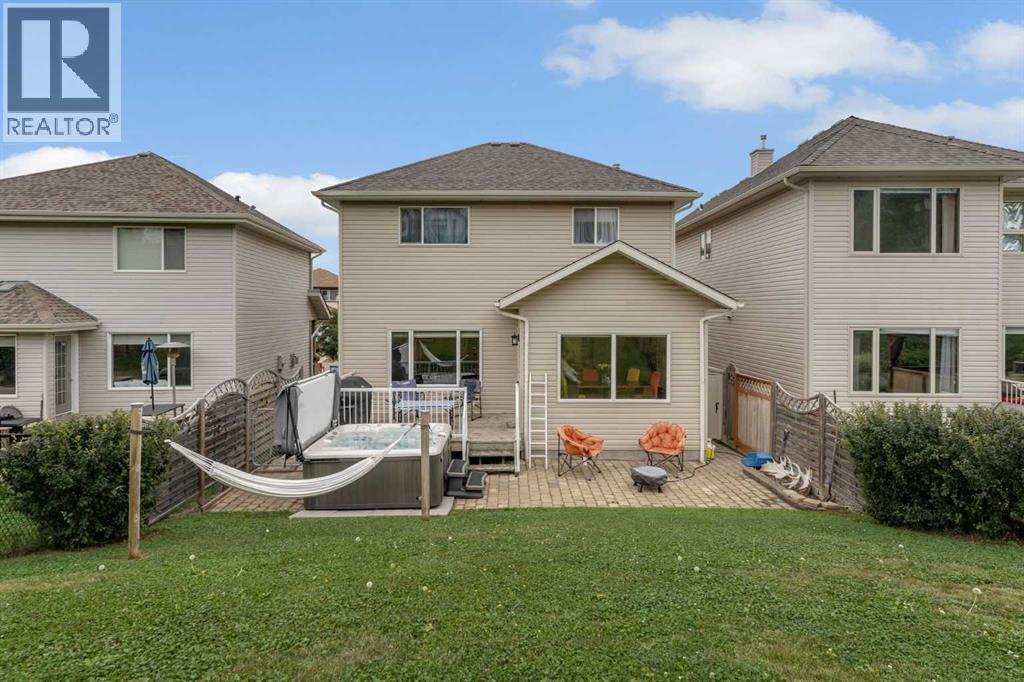 168 Sunset Close, Cochrane