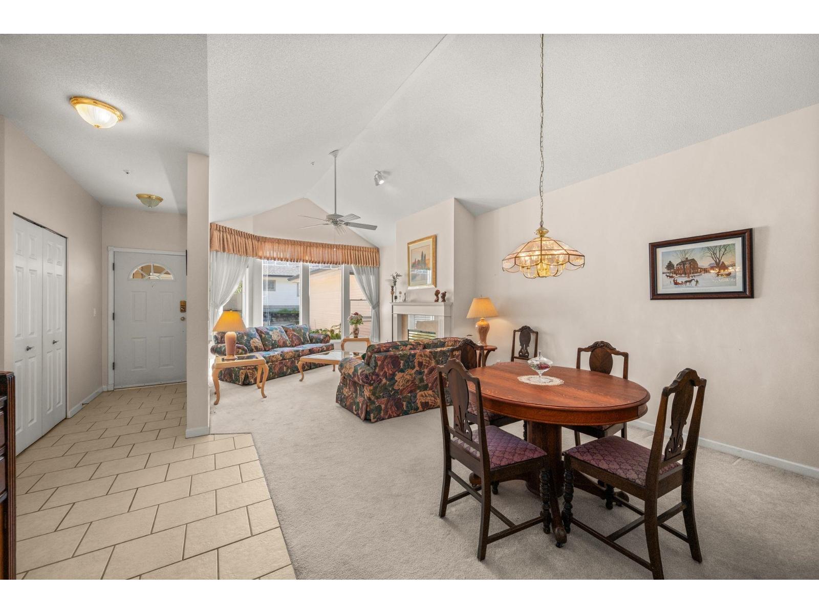 63 9025 216 STREET, Langley