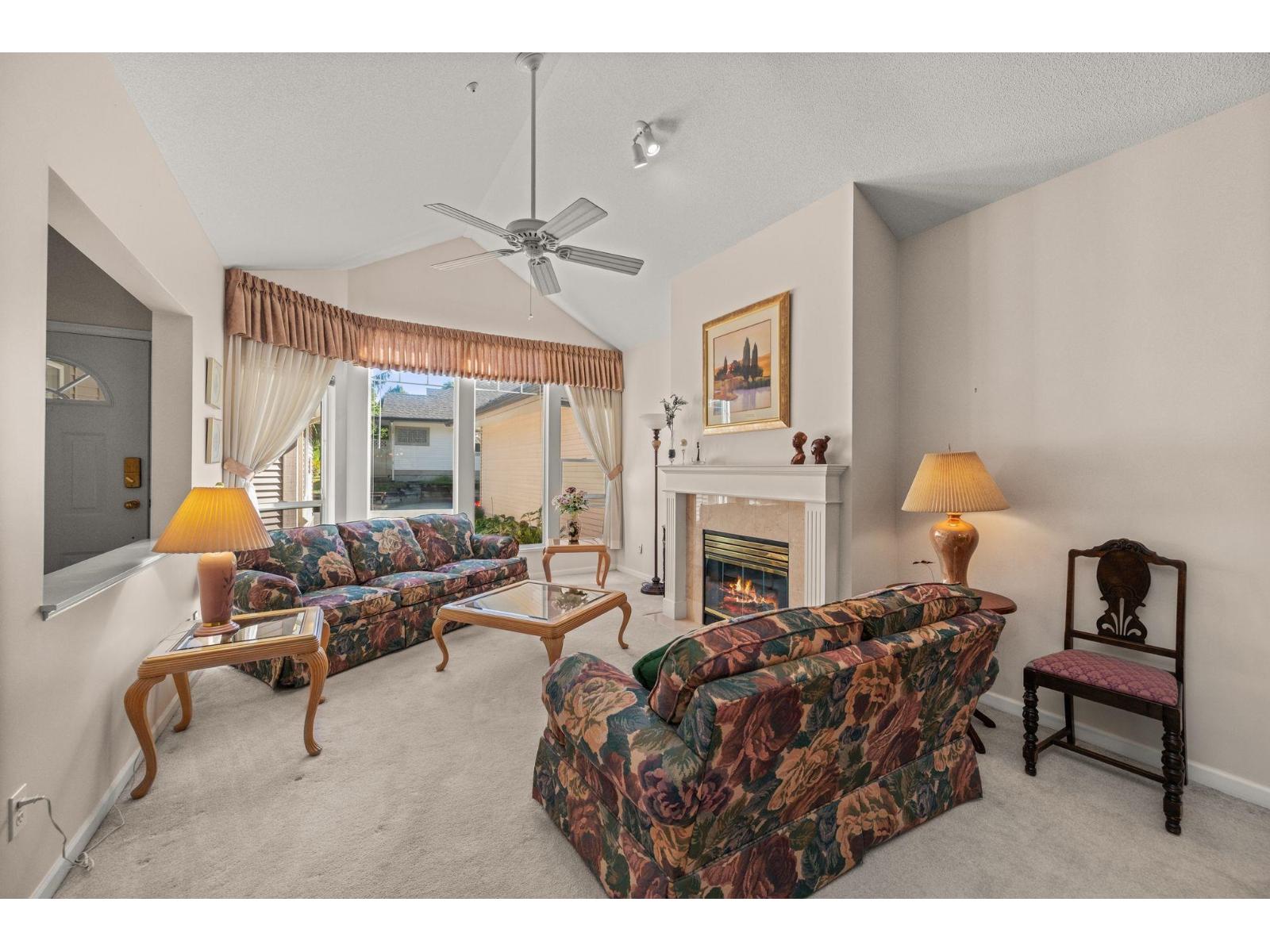 63 9025 216 STREET, Langley