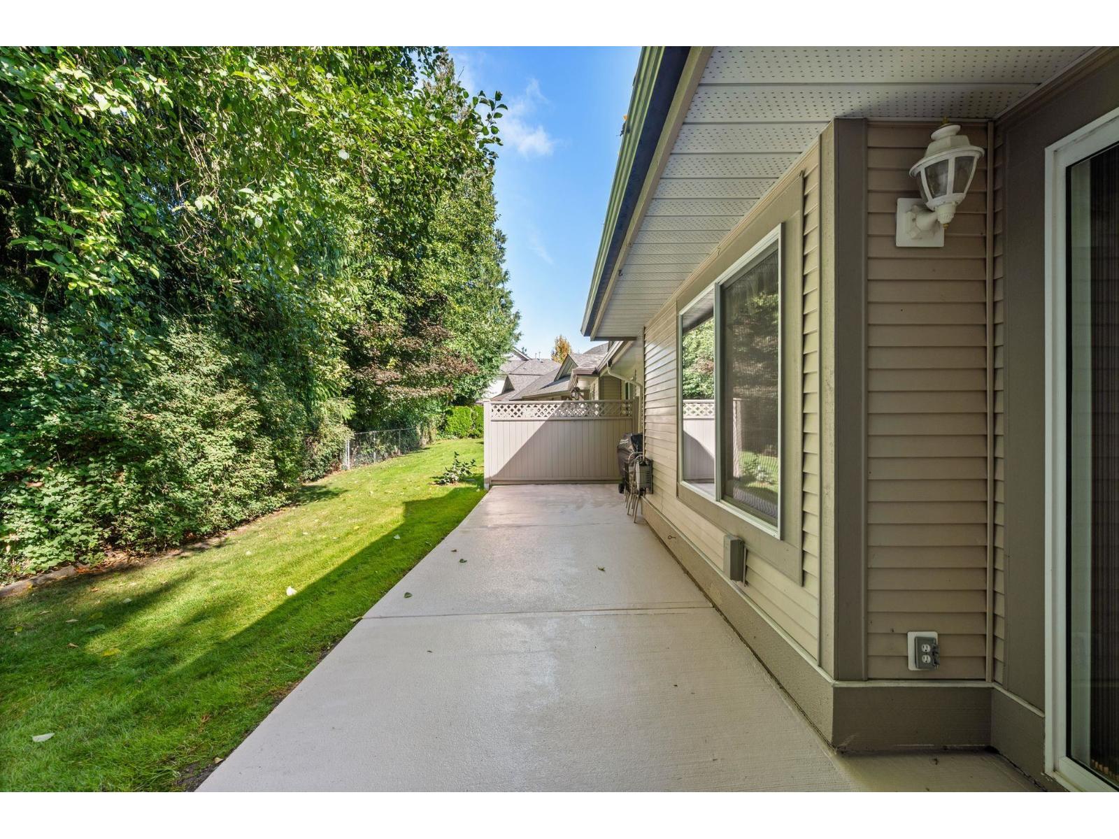 63 9025 216 STREET, Langley