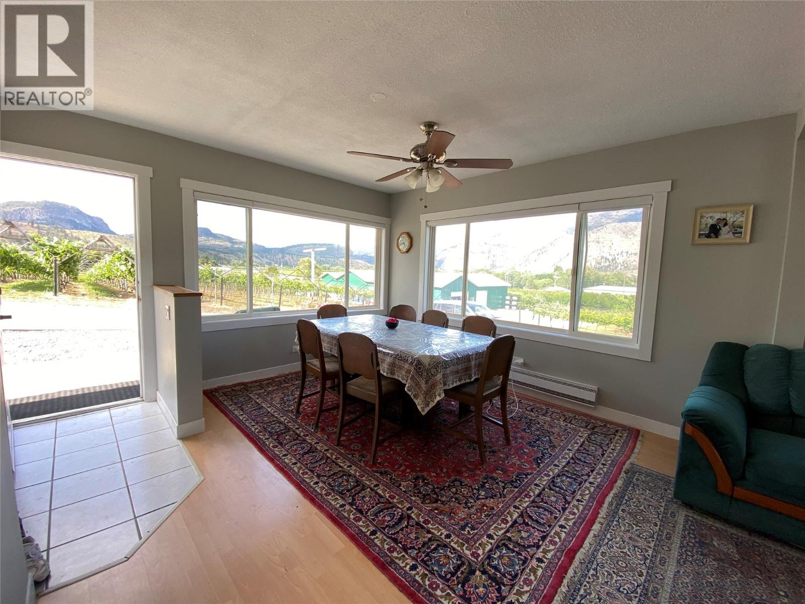  7298 97 Highway, Oliver