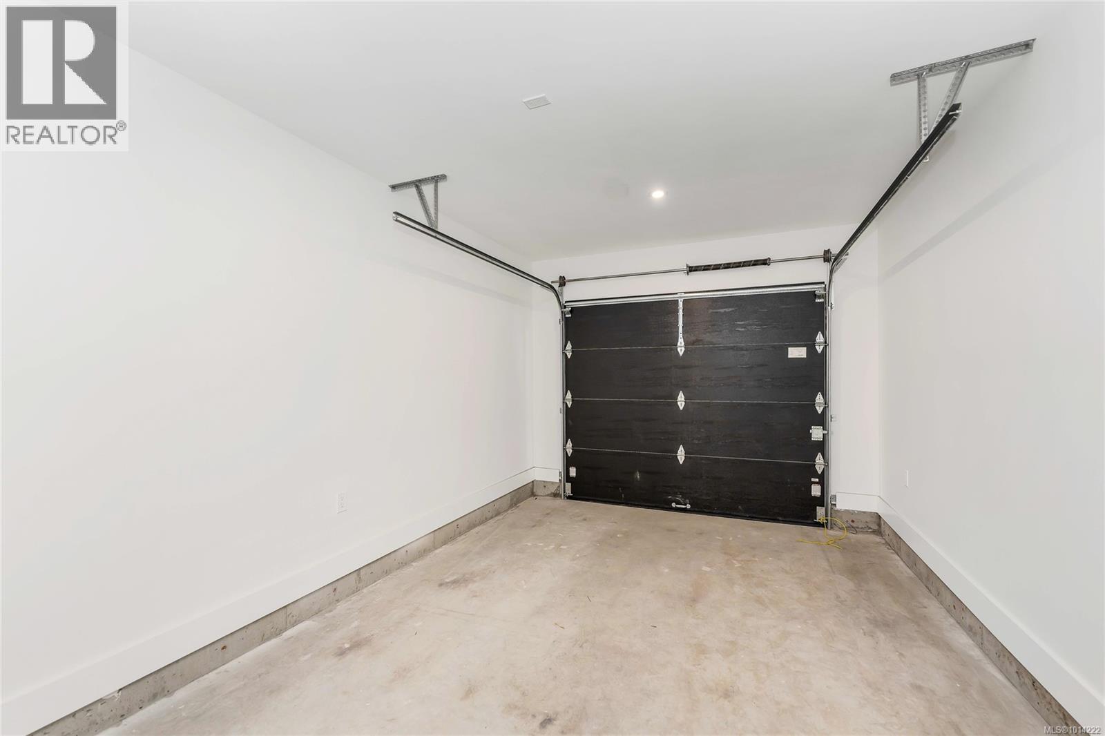  905 Vine Court, Langford