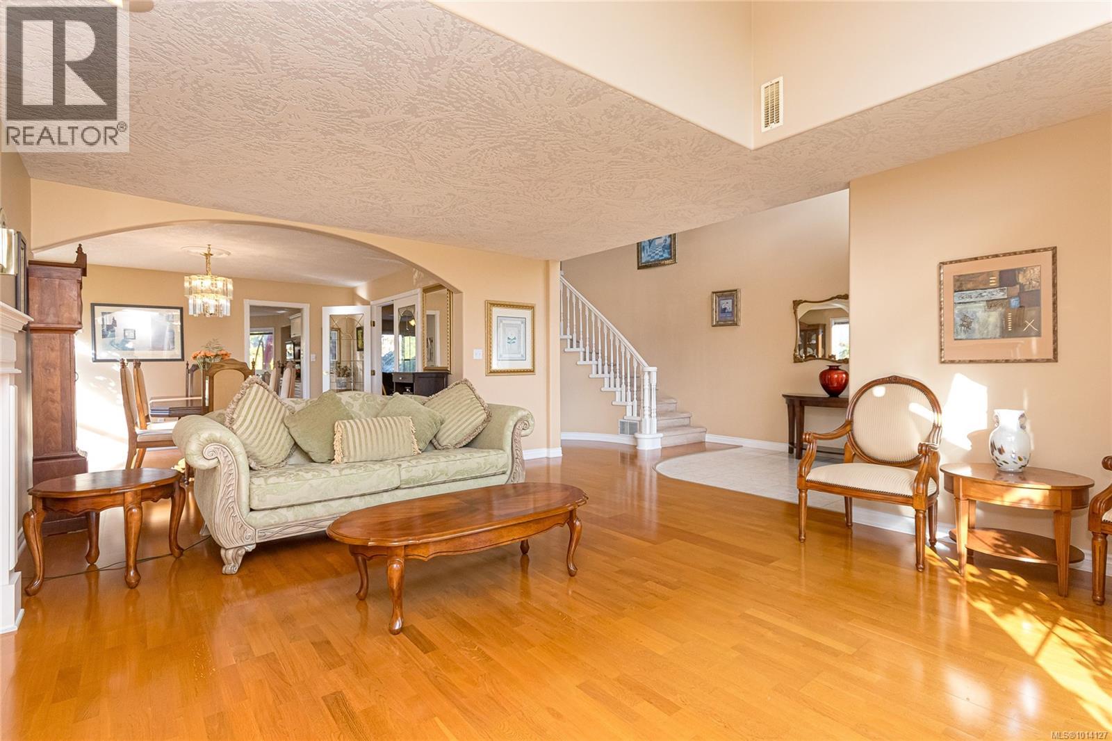  2350 Setchfield Avenue, Langford