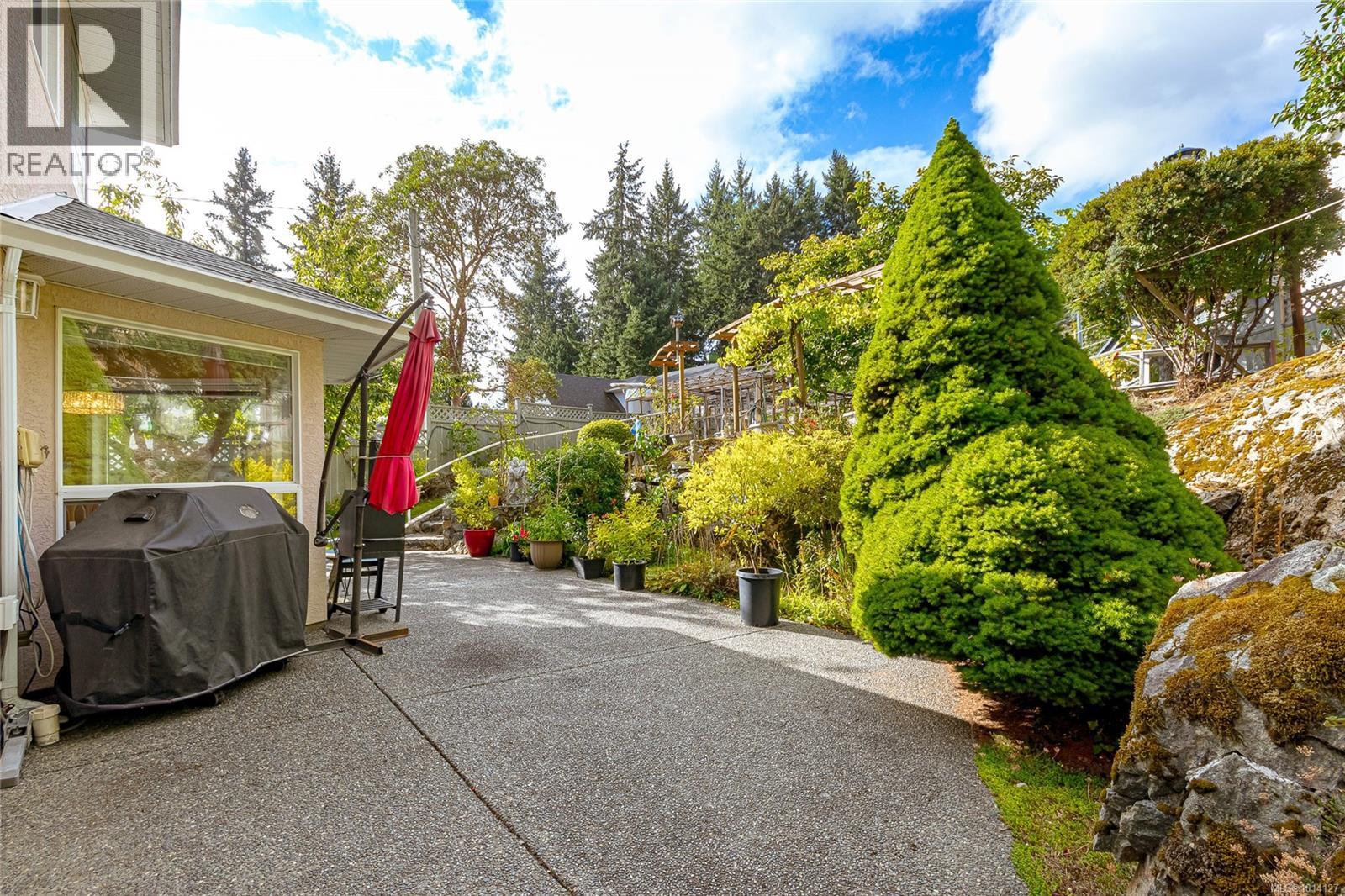  2350 Setchfield Avenue, Langford