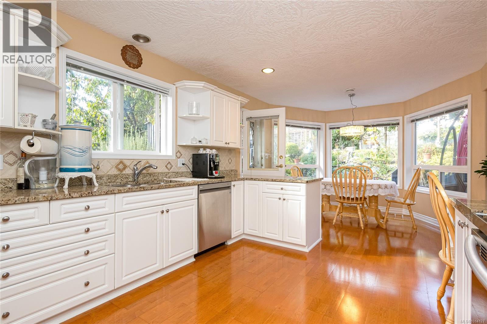  2350 Setchfield Avenue, Langford