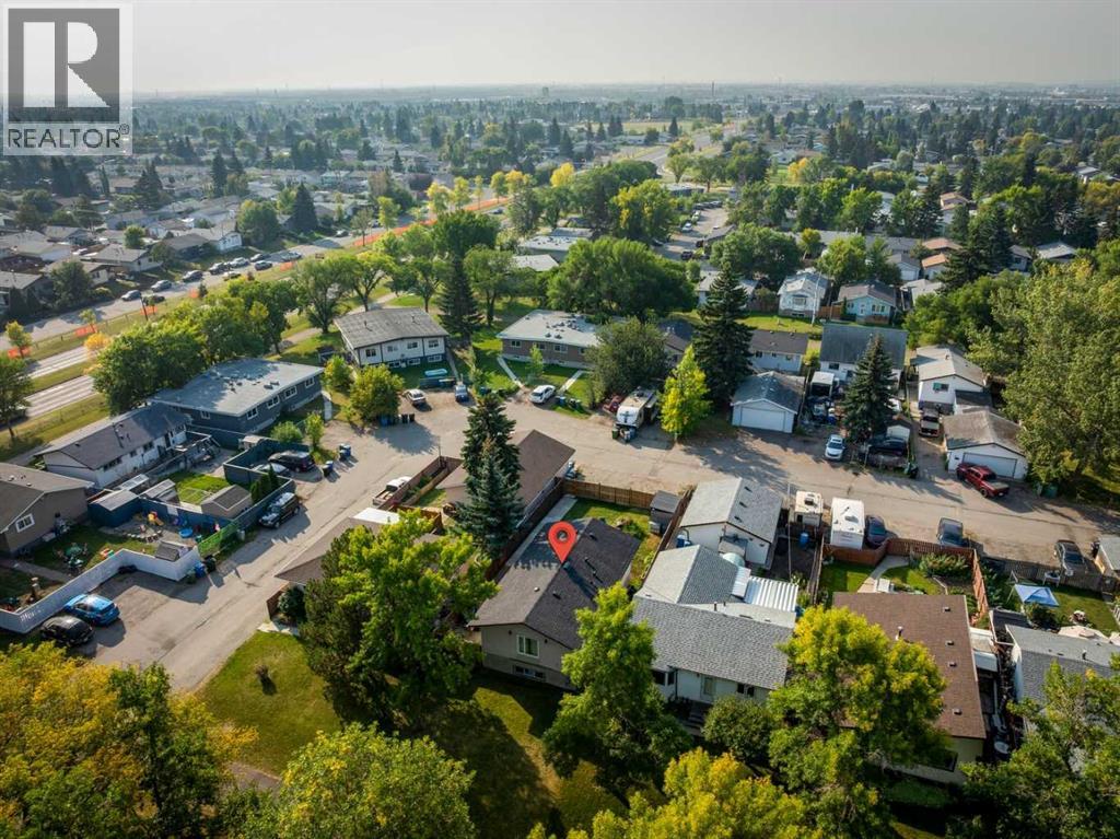 Single Family House Bi-level for Sale in  A Avenue SE Dover Calgary 