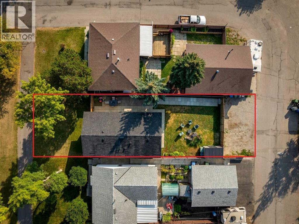 Single Family House Bi-level for Sale in  A Avenue SE Dover Calgary 